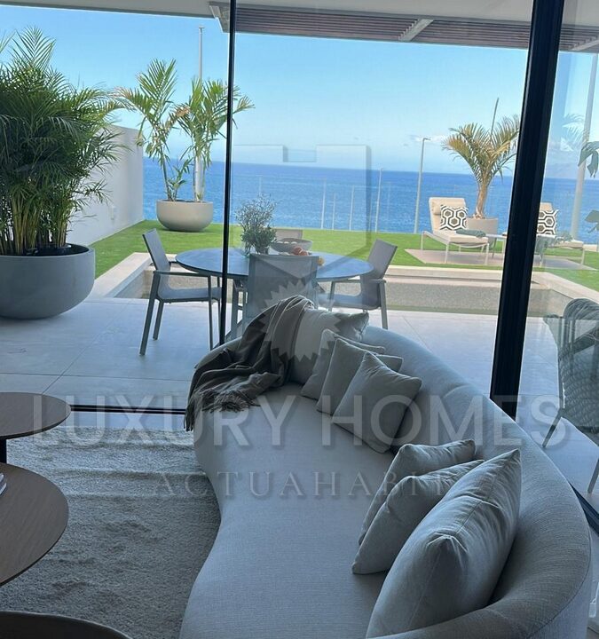 iconic-tenerife-callao-salvaje-costa-adeje-tenerife-zuid-apartment-interior-design-couch-living-room-furniture-01
